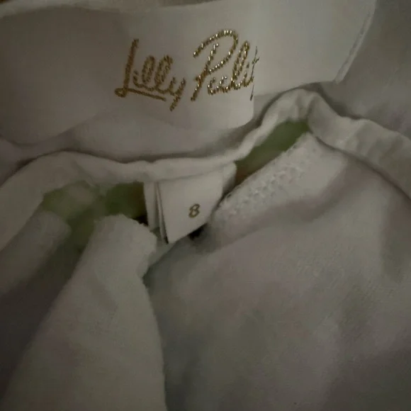 Lilly Pulitzer Natia mid rise Green and Pink Floral Shorts - Picture 4 of 11